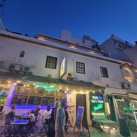 Wonder Charm Pensión 3*