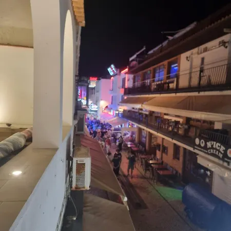 Wonder Charm Pensión Albufeira