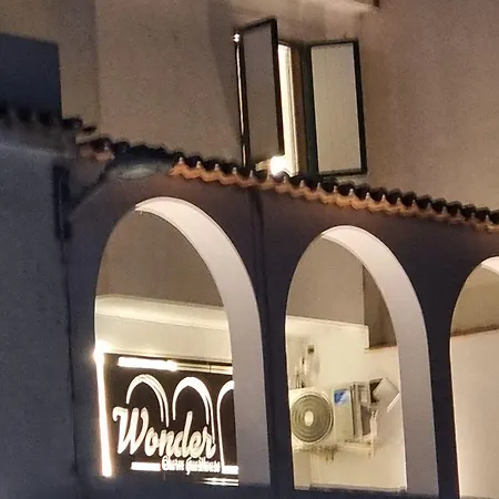 Wonder Charm 게스트하우스