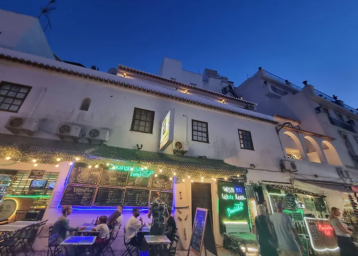 Wonder Charm Gæstehus Albufeira