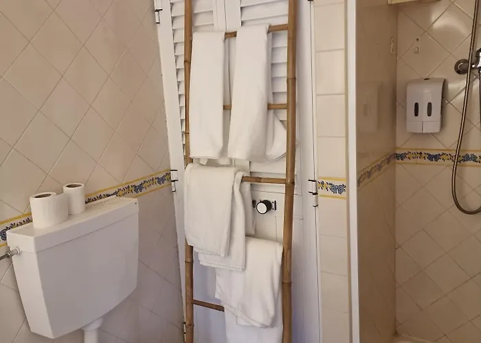 Wonder Charm Gæstehus