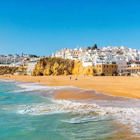 Pensión Wonder Charm Albufeira